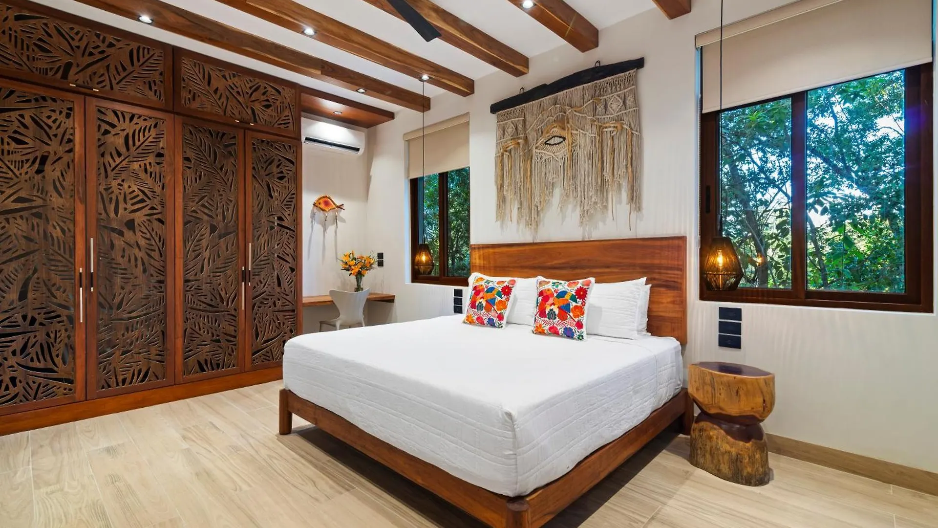 El Rey Loro - Lux 4 Bed Villa @Bluedeertulum